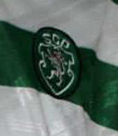 1997/98. Camisola usada por Simão Sabrosa na pré-eliminatória da Liga dos Campeões contra o Beitar de Jerusalem de Israel