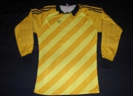 Adidas Match worn goalkeeper jersey of Du, Sporting Lisbon U21 goalkeeper