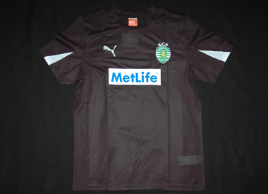 2012/13. Camisola de guarda-redes das Escolas Academia Sporting