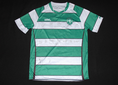 camisola listada do Sporting Clube Ferreirense, filial do Sporting