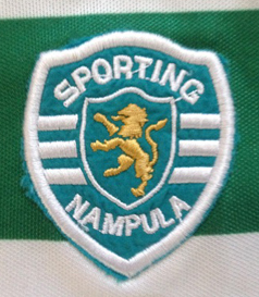 Equipamento Stromp do Sporting Clube de Nampula, filial do Sporting em Moçambique