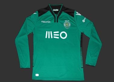 Goalkeeper green jersey, made by Italian Macron