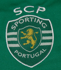 Camisola de guarda-redes do Sporting, fabricante Macron