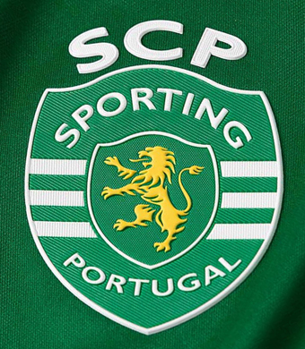 2022/23. Camisola bipartida verde branco do Sporting Nike