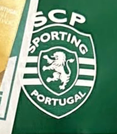 2024/25. Camisola de jogo do Trinc�o, com as medalhas relativas ao Campeonato e � Ta�a de Portugal