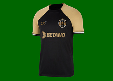 Camisola do Sporting Clube de Portugal, 2023/24. Camisola alternativa modelo Cristiano Ronaldo