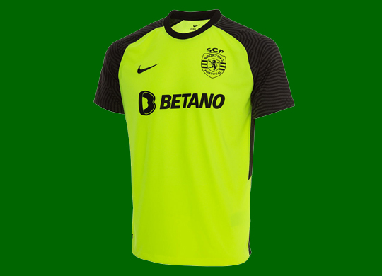 2021/22. Camisola alternativa do Sporting da Nike, da Loja Verde do Sporting