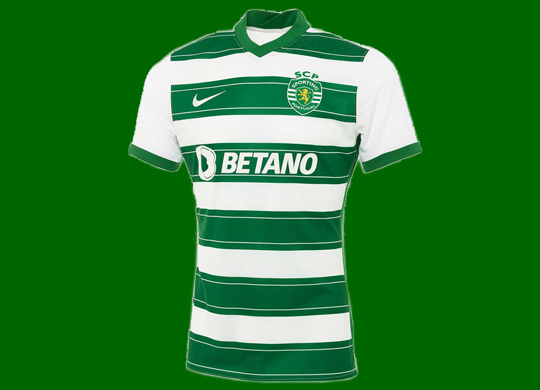 2021/22. Camisola listada do Sporting da Nike, da Loja Verde do Sporting