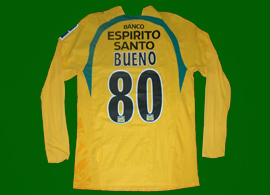 terceiro equipamento amarelo usada pelo Bueno  mangas compridas 2006/07