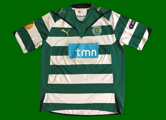 Camisola de jogo do Sporting do enorme Caicedo 2009 2010, modelo Taa UEFA