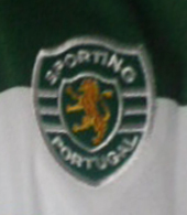 Counterfeit Sporting Lisbon jersey coming from Peru, where people clearly like André Carrillo!