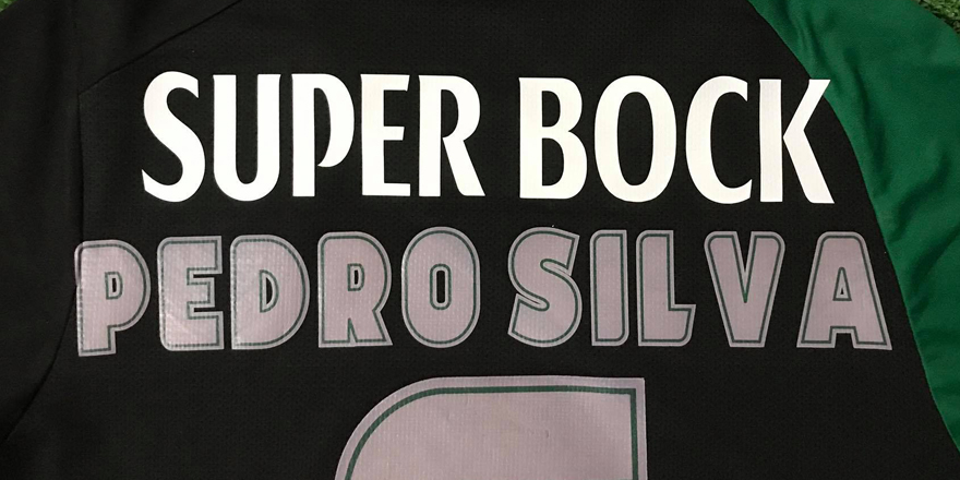 camisola do Pedro Silva, com o novo patrocnio colocado