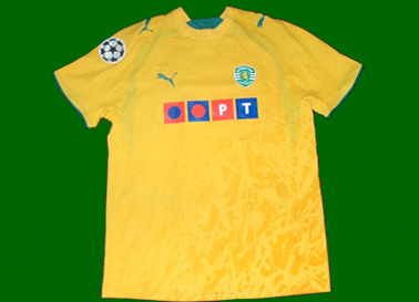 2006/07. Camisola alternativa de jogo do Polga, modelo Liga dos Campees. Amarela, cor pouco Sporting