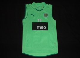 Sleveless training kit of Sporting Portugal football player Yannick Djalo 2009/10