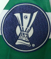 Camisola usada por Douala, no jogo Middlesbrough - Sporting, 1ª mão dos 1/8 de final da Taça UEFA