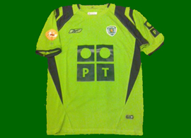 Green away Sporting Lisbon top, prepared for Mário Sérgio Sporting Portugal UEFA 2004