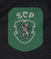 Camisola de criana alternativa do Sporting, com emblema rectangular 1999/00