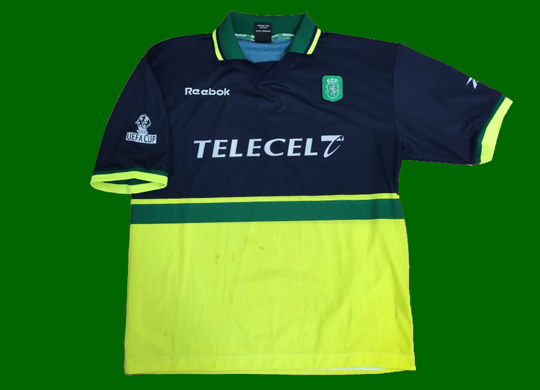 1999/00 camisola preparada para Alberto Acosta, modelo Taça UEFA
