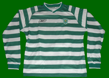 2003/2004. Camisola de jogo da equipa B do Sporting, do Hugo Valdir