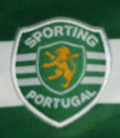 Camisola autografada por muitos jogadores do Sporting