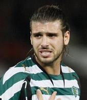 camisola do jogador de futebol do Sporting Miguel Veloso