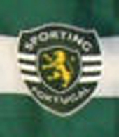 Camisola do Sporting contrafeita, fabrico asiático, com personalização Nani e com patch da Liga falso