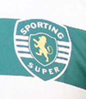 Camisola contrafeita do Sporting muito feia, de origem desconhecida, 2013