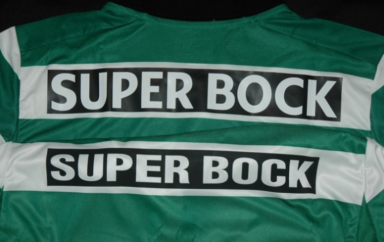 Nona diferença: o patrocínio Superbock nas costas