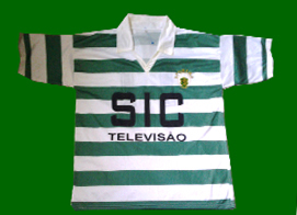 Sporting Lisbon counterfeit top, personalized with number 11