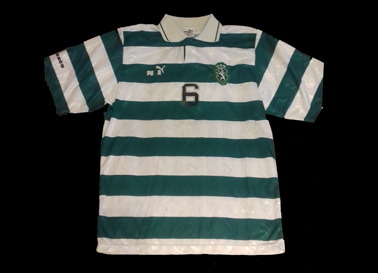 Anos 1990. Camisola o Andebol do Sporting. Marca Puma, patrocnio Tecnesco