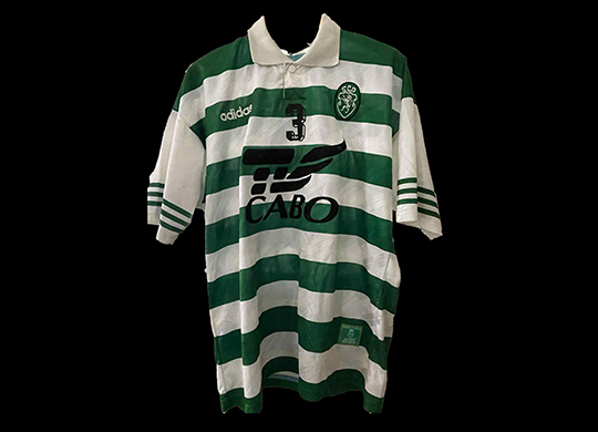 1997/98. Camisola de jogo do Sporting de Andebol do Nuno Ricardo Messias Fevereiro