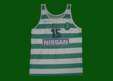 1988/89. Camisola listada de Basquetebol do Sporting do malogrado Paulo Sevilha. Oferecida por Edgar Vital