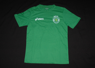T-shirt verde do rugby, tamanho criança