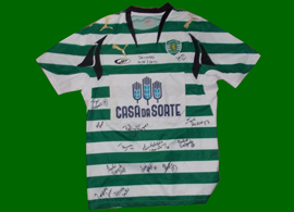 Matchworn shirt, signed by the 2012/13 Sporting Lisbon  rollerskate hockey squad