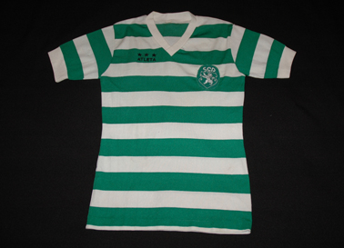 camisola do Sporting Camisola listada feita pela marca portuguesa Atleta 1982