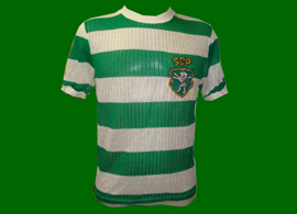 camisola contrafeita antiga do Sporting anos 70