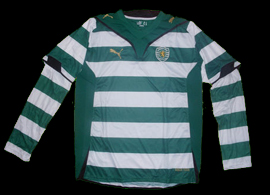 Puma sample. Sporting Lisbon does not sell to the public longsleeved home shirts without sponsor