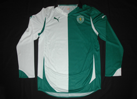 Sromp jersey (green white split), longsleeves. This is a very rare Puma sample